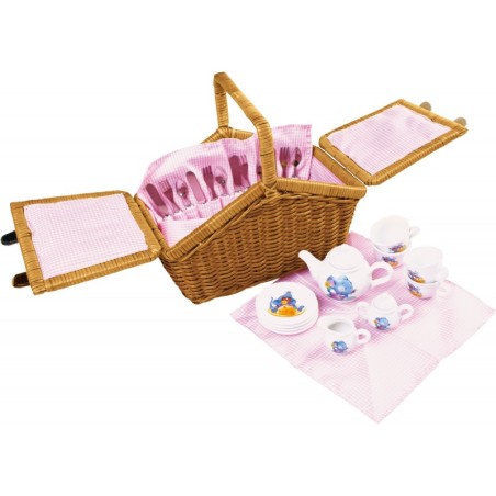 Picnic Basket Romantic