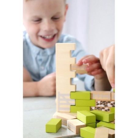 Kõikuv sein "4 sõpra"