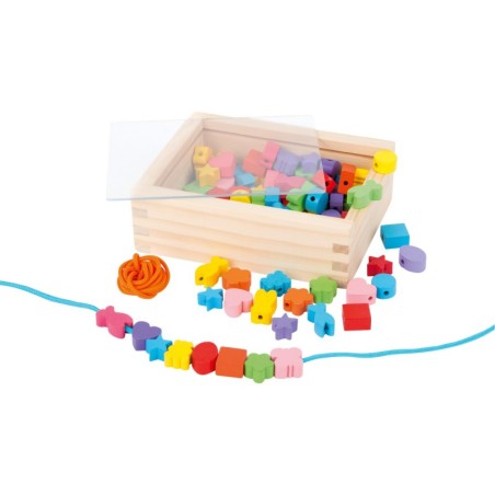 Nöörimishelmed tähtede, südame ja lilledega puidust karbis