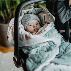 Turvahälli ja kärule